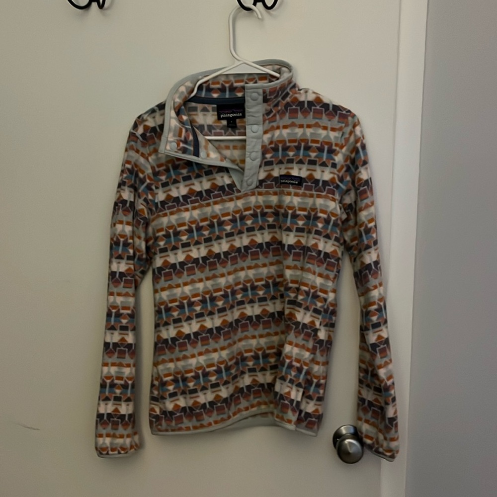 Size small Patagonia women’s fleece